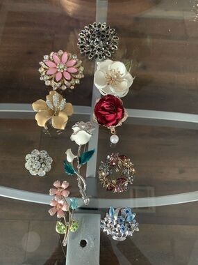 Assorted Floral(10) Brooch Lot — Pink, Red, White, Gold, Blue
